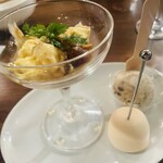 ロティサリーチキンとワイン飲み放題 Hamachan55 - 