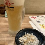 ヤキトリ まだらや - 生ビール お通し
