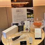 ベージュ アラン・デュカス 東京 - 