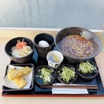 ゆで太郎 - 料理写真:朝食 納豆 生たまご 温そば ネギ多め/太刀魚のちくわ天 ¥500 2025/9/17