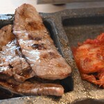 浪華焼肉さぶろう - 