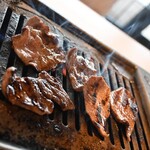 浪華焼肉さぶろう - 