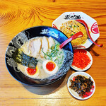 ラー麺 ずんどう屋 新宿歌舞伎町店 - 