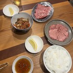 肉王 - 