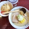 札幌らーめん 大心 - 塩ラーメンと半チャーハンのランチセット(1200円)です。