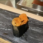 すし玲 - バフンウニ。