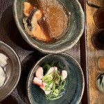 魚処 おぎた - ブリ大根じゃなくてシャケ大根　めっちゃおいしい