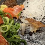 魚処 おぎた - コリコリしてるのはクラゲだって