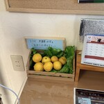 熟成肉工房ジロー - ひとつ戴きました、ありがとうございます