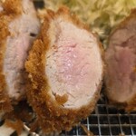 まるやま食堂 - 特上ヒレとんかつ(近景)