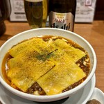 蝋燭屋 表参道ヒルズ店 - 焼きチーズ麻婆麺1,600円
                                チーズトッピング200円
                                痺れ激増し100円