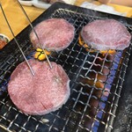 焼肉ホルモン とくちゃん 十三店 - 