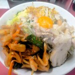 ラーメン二郎 - 小汁なし1140円　キムチ150円　（ニンニクあぶら）