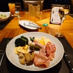 バルバッコア 高輪店 - サラダバー　なんだけど実質オードブル盛り合わせになってしまった