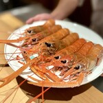 日本料理FUJI - 通年獲れるところもありますが、この辺りは12月中旬から3月以外は禁漁なので、出会えるのは稀。
      さらに底引き漁じゃなくて、活きたまま揚がるのは、こちらの「かご漁」ならでは。
      活〆なんて、奇跡なんです！