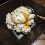 ニユートーキヨービヤホール - スモークチーズのポテトサラダ