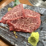 炭火焼肉 牛和鹿 - 