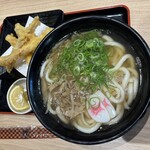 資さんうどん - きのこかしわうどん