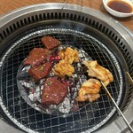 炭火焼肉 牛和鹿 - 