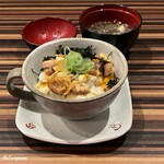赤い鳥 - 〆にミニサイズの親子丼と鶏スープ