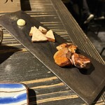 糀-コメノハナ- - まぐろとブリの炙り燻製 これも美味い