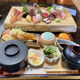 和食処 山女魚_0