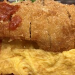 心斎橋ミツヤ - ポークカツが厚い