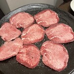 くわはた - タン、さっと炙って