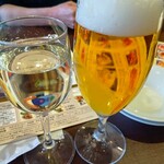 鎌倉パスタ - ドリンク写真:白ワイン＆生ビール