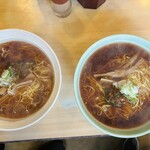 小江戸 - 〈左〉並 650円、〈右〉大 750円