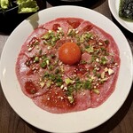 黒毛和牛焼肉 白か黒 - 