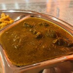 FALCHA ASIAN DINING - マトンカレー、濃厚で美味しい