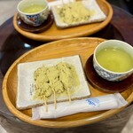 三井寺力餅本家 - 力餅とお茶　550円