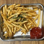 串かつ でんがな - 2025.12.26 (金)    フライドポテト　398円（税込）