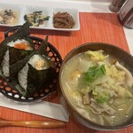 おにぎりのさんかく山 - 