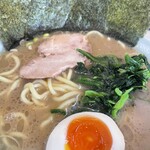 横浜家系ラーメン みさきや - 料理写真: