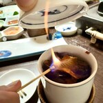 一会 - やはり、ふぐにはひれ酒ですね！厚みのある大きな天然とらふぐのヒレが沢山入って濃厚。継ぎ酒もどんどん美味しくなる！