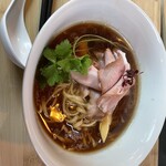 らぁ麺と点心 グラフミ - 