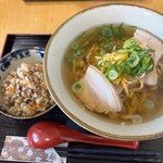 沖縄そば まるかみ - 