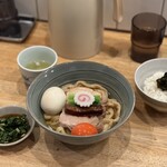 だしと麺 遊泳 - 