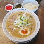 IRUKA - 魚介豚骨950円 ライス200円