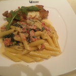 ダンドロ ダンドロ - ベーコンとほうれん草のフレッシュトマトクリームソース（たっぷりチーズとカツレツ