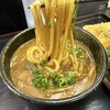 麺八 - カレーうどん（麺リフト）