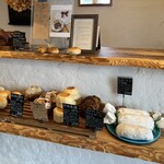 天然こうぼぱん とことこ - シュト〜レンも、並んで間下このみ(*´꒳`*)