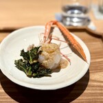 日本料理FUJI - この日、７本しか揚がらなかった希少な赤座を、席数７のFUJIの大将が勝ち取ったという、さらなる奇跡！
      海老ミソのソースでいただく、半生に火入れしたそれは、もう絶品中の絶品♪
      店内に歓喜の声が響きます。