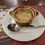 ロイヤルホスト - オニオングラタンスープです。