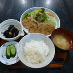 Hana - 生姜焼定食