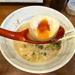 横浜らーめん 七七家 - 半熟味玉