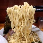 麺屋鼎 - リフト