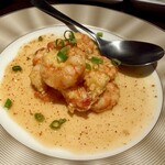 厨酒房 龍菜 - 海老の揚げ物紹興酒ソース（1200円）（）